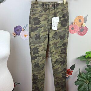 Zara Camo Print High-Rise Skinny Jean - Size - 4